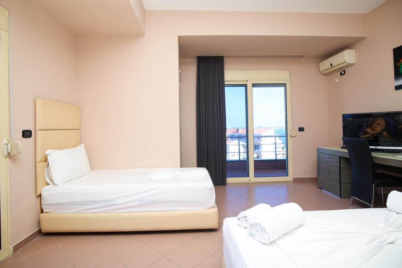 Hotel Aliko Vlora Kültér fotó