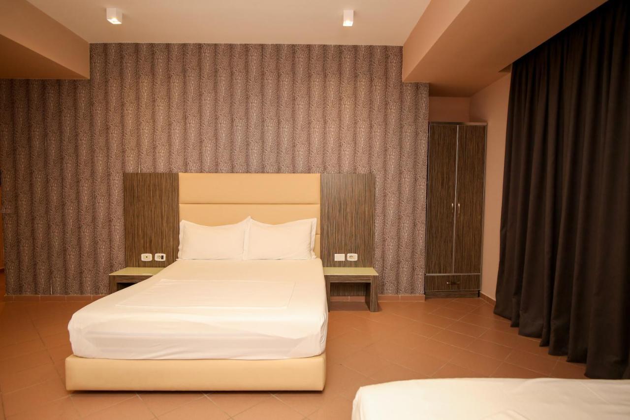 Hotel Aliko Vlora Kültér fotó