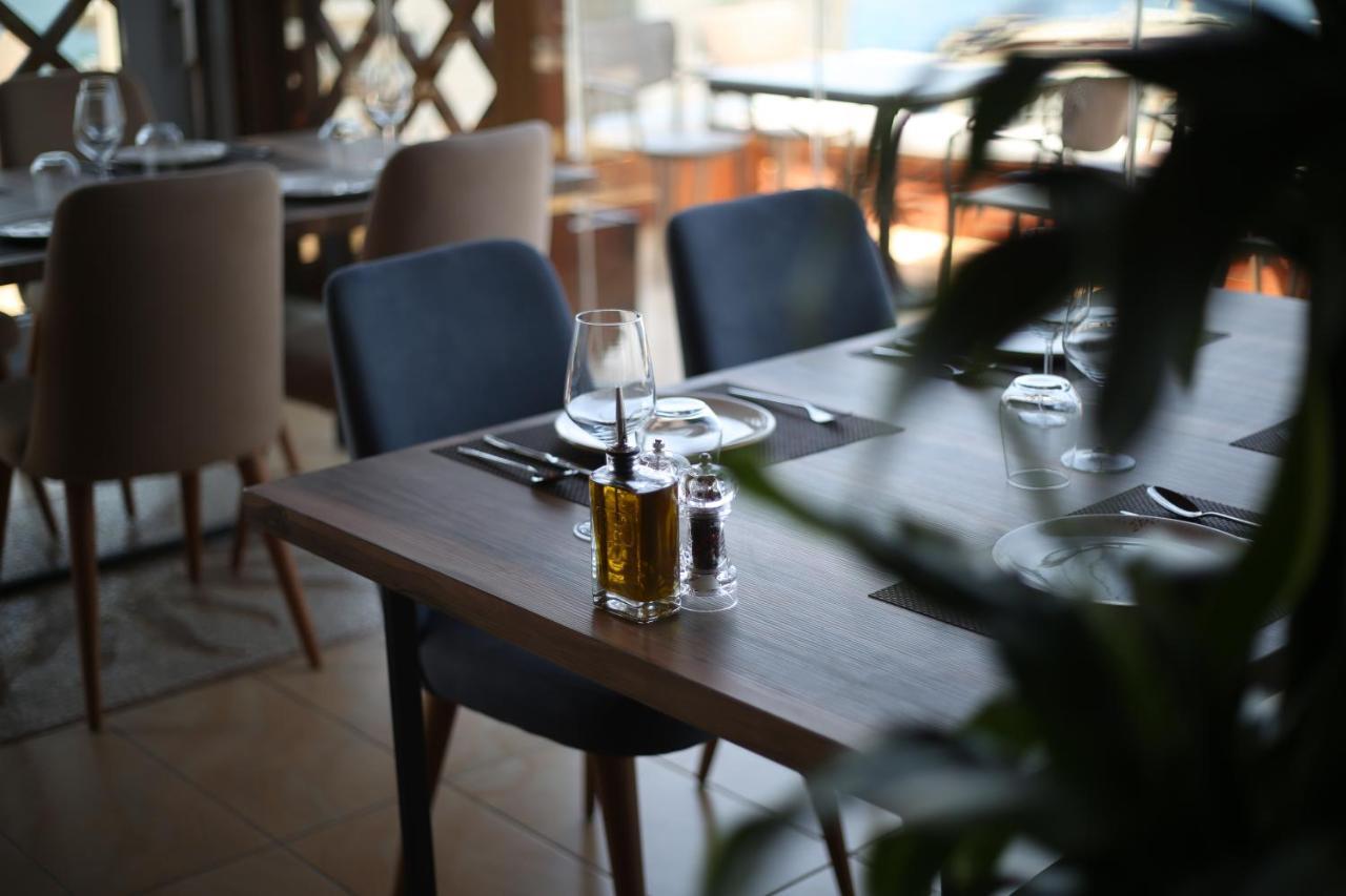 Hotel Aliko Vlora Kültér fotó